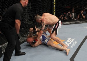 Luiz Cane vs Eliot Marshall fight pic